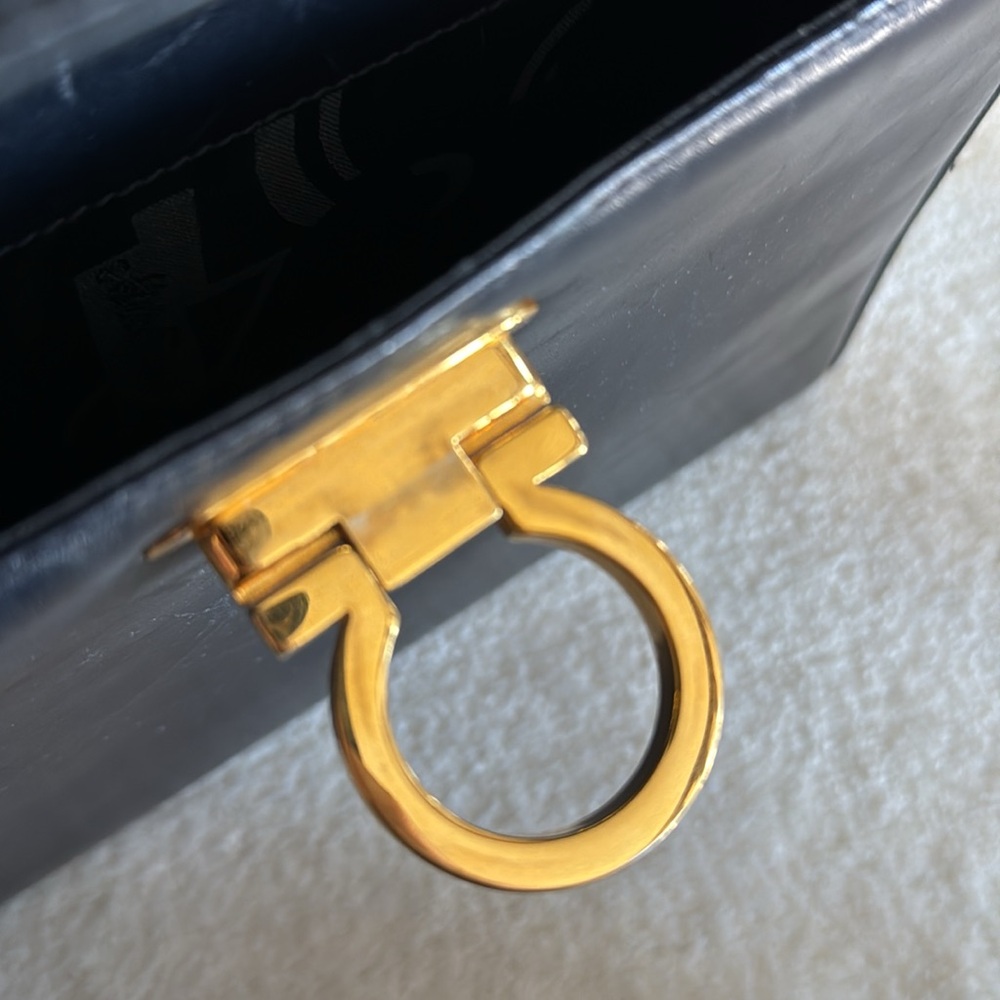 Midnight navy Ferragamo vintage top handle smooth calfskin bag - Picture 9 of 16